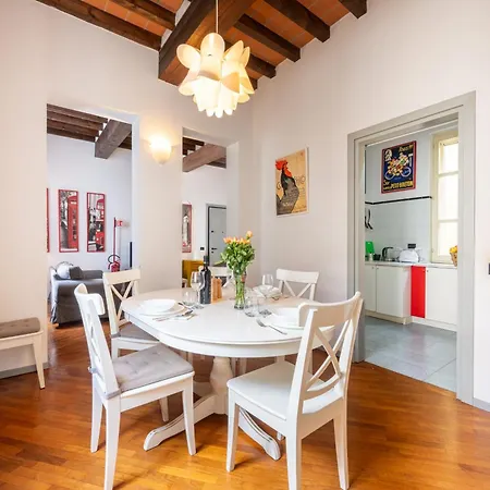 Appartement Guesthost - Shiny X3! Parma