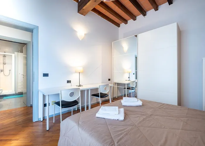 Guesthost - Shiny X3! Daire *