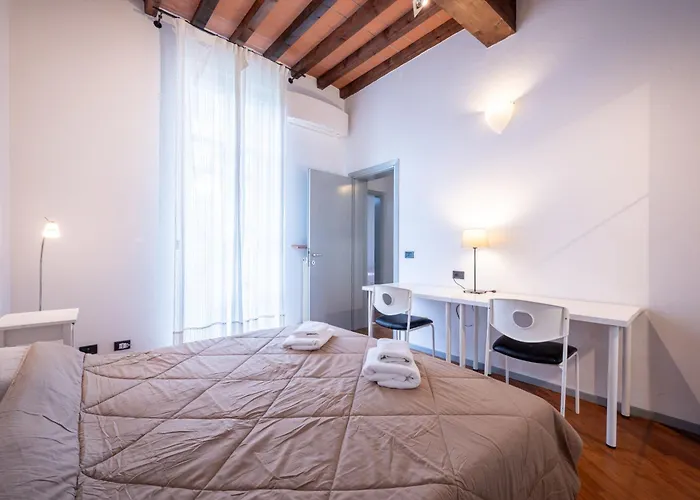 Apartamento Guesthost - Shiny X3! Parma
