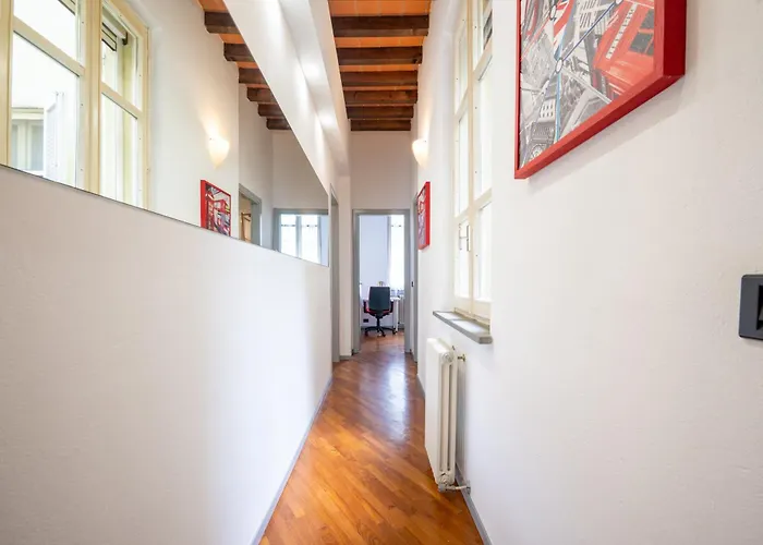 아파트 Guesthost - Shiny X3!