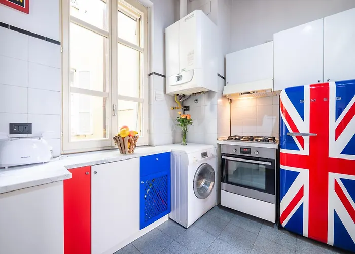 아파트 Guesthost - Shiny X3!