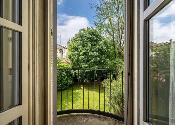 아파트 Guesthost - Shiny X3! *